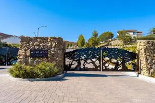 18696 Cedar Crest Dr, Canyon Country, CA 91387 - Photo 4