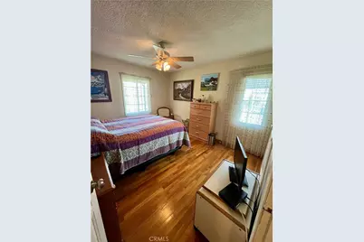 17900 Martha Street, Encino, CA 91316 - Photo 20