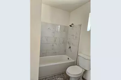 11070 Ralston, Pacoima, CA 91331 - Photo 2