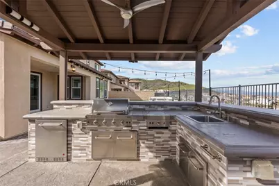 18787 Juniper Springs, Canyon Country, CA 91387 - Photo 10