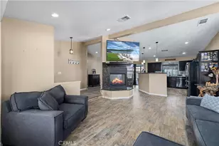 39551 Blackhawk Ct, Palmdale, CA 93551 - Photo 8