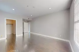 12407 Moorpark, Studio City, CA 91604 - Photo 18