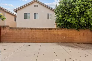 9400 Burnet, North Hills, CA 91343 - Photo 32