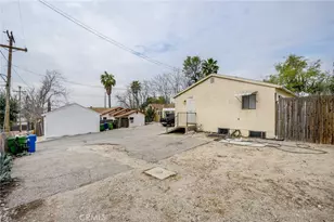 7025 Day St, Tujunga, CA 91042 - Photo 14