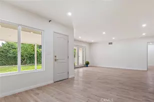 9054 Darby Ave, Northridge, CA 91325 - Photo 10