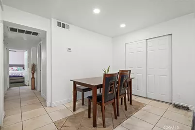 21219 Roscoe, Canoga Park, CA 91304 - Photo 4