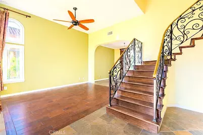 20549 Romar, Saugus, CA 91350 - Photo 4