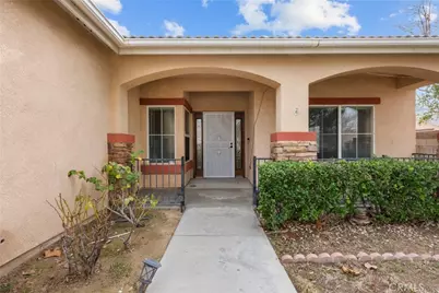 2104 W Avenue J6, Lancaster, CA 93536 - Photo 2