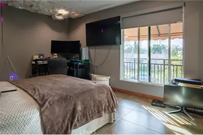 6930 Balcom, Reseda, CA 91335 - Photo 32