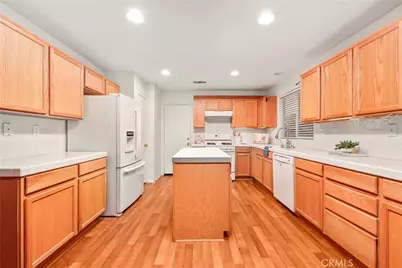 43635 Castle Circle, Lancaster, CA 93535 - Photo 18
