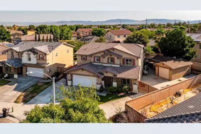 43635 Castle Circle, Lancaster, CA 93535 - Photo 52