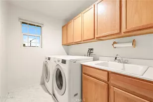 43635 Castle Cir, Lancaster, CA 93535 - Photo 24