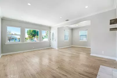 7454 Gaviota, Van Nuys, CA 91406 - Photo 2