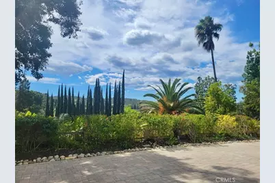 4732 Del Moreno Drive, Woodland Hills, CA 91364 - Photo 8