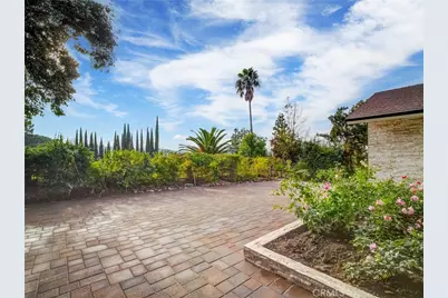 4732 Del Moreno Drive, Woodland Hills, CA 91364 - Photo 54