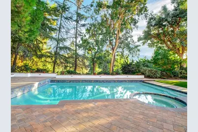 4732 Del Moreno Drive, Woodland Hills, CA 91364 - Photo 44