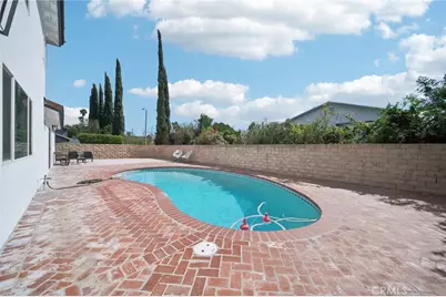 19040 Celtic Street, Porter Ranch, CA 91326 - Photo 44