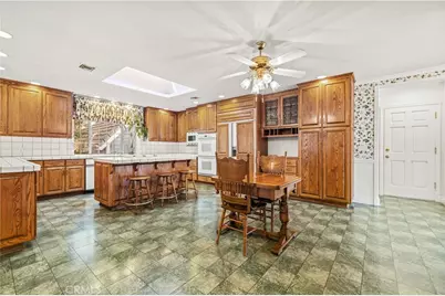 24123 Wildwood Canyon Road, Newhall, CA 91321 - Photo 4