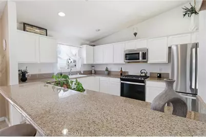 11190 Pomelo, Desert Hot Springs, CA 92240 - Photo 8