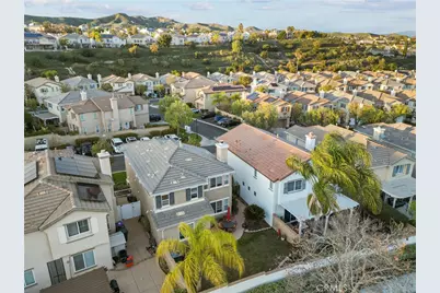 24156 Joshua Drive, Valencia, CA 91354 - Photo 48