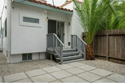 908 - 910 Victoria Avenue, Venice, CA 90291 - Photo 10