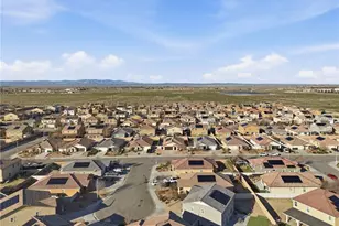 3567 Garnet, Lancaster, CA 93535 - Photo 38