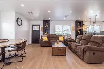 7410 Cozycroft Avenue, Winnetka, CA 91306 - Photo 10