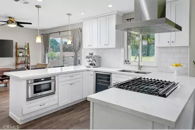 26283 Rainbow Glen, Newhall, CA 91321 - Photo 4