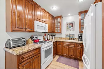 19120 Avenue Of The Oaks #A, Newhall, CA 91321 - Photo 16
