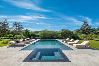 24050 Hidden Ridge Road, Hidden Hills, CA 91302 - Photo 38