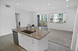 27410 N Merlin, Valencia, CA 91381 - Photo 4