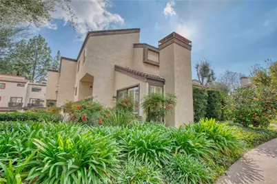 21801 Burbank Boulevard #83, Woodland Hills, CA 91367 - Photo 18