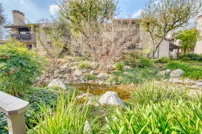21801 Burbank Boulevard #83, Woodland Hills, CA 91367 - Photo 20