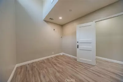 5709 E Beverly Boulevard, Los Angeles, CA 90022 - Photo 16