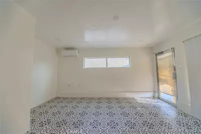 5709 E Beverly Boulevard, Los Angeles, CA 90022 - Photo 32