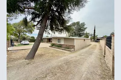 12801 Gladstone Avenue, Sylmar, CA 91342 - Photo 20