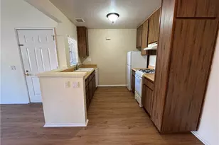 4545 Alamo, Simi Valley, CA 93063 - Photo 8