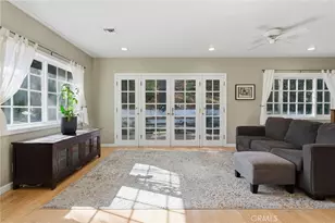 5201 San Feliciano, Woodland Hills, CA 91364 - Photo 10