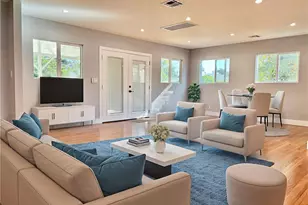 7328 Wish, Lake Balboa, CA 91406 - Photo 2