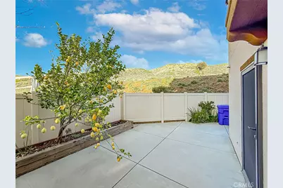 26711 Lexington Lane, Saugus, CA 91350 - Photo 52