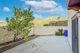 26711 Lexington Ln, Saugus, CA 91350 - Photo 52