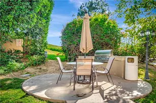 5220 Premiere Hills, Woodland Hills, CA 91364 - Photo 32