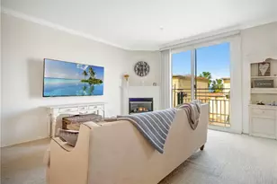 5220 Premiere Hills, Woodland Hills, CA 91364 - Photo 4