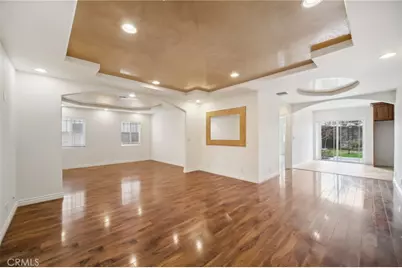 13816 Bessemer Street, Van Nuys, CA 91401 - Photo 6