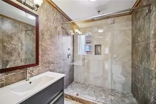 13816 Bessemer St, Van Nuys, CA 91401 - Photo 24