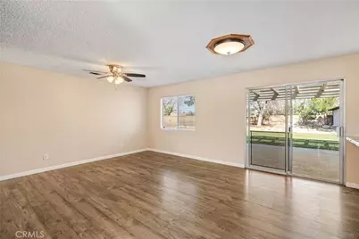 2741 W Avenue L4, Lancaster, CA 93536 - Photo 8