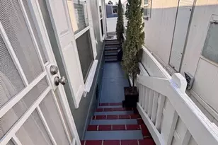 7560 Woodman, Van Nuys, CA 91405 - Photo 4