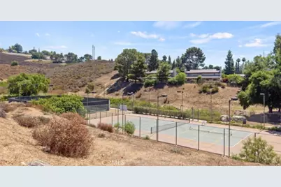 1546 Holly Court, Thousand Oaks, CA 91360 - Photo 28