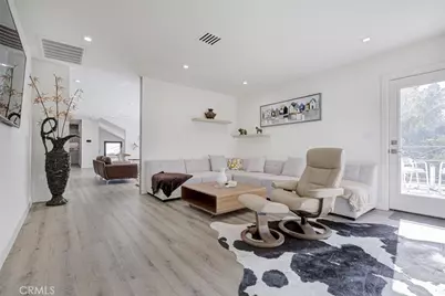 10555 Art Street, Shadow Hills, CA 91040 - Photo 32