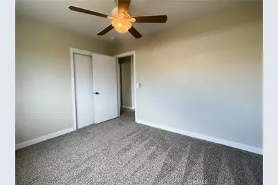 1560 W Avenue H10, Lancaster, CA 93534 - Photo 14